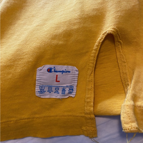 Vintage Iowa Hawkeyes T-Shirt - Picture 6 of 6